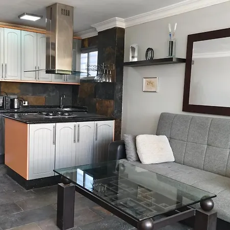 Lizards Lounge - Tanife Beim Yumbo Daire