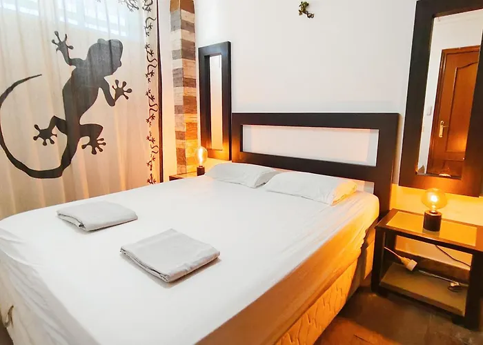 Lizards Lounge - Tanife Beim Yumbo * Playa del Ingles (Gran Canaria)