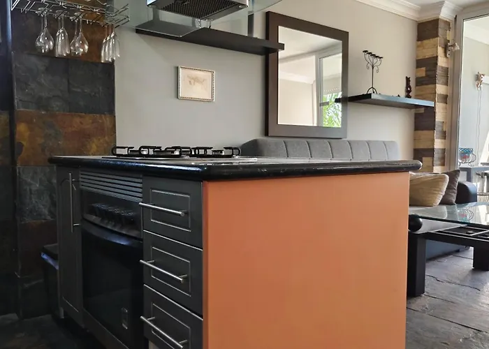 Lizards Lounge - Tanife Beim Yumbo *