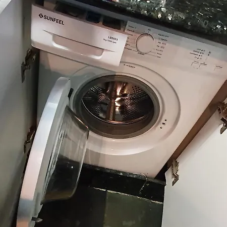 Апартаменти Lizards Lounge - Tanife Beim Yumbo *