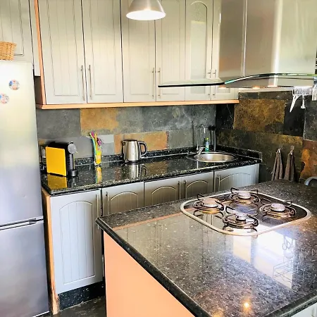 Lizards Lounge - Tanife Beim Yumbo アパート プラヤ・デル・イングレス